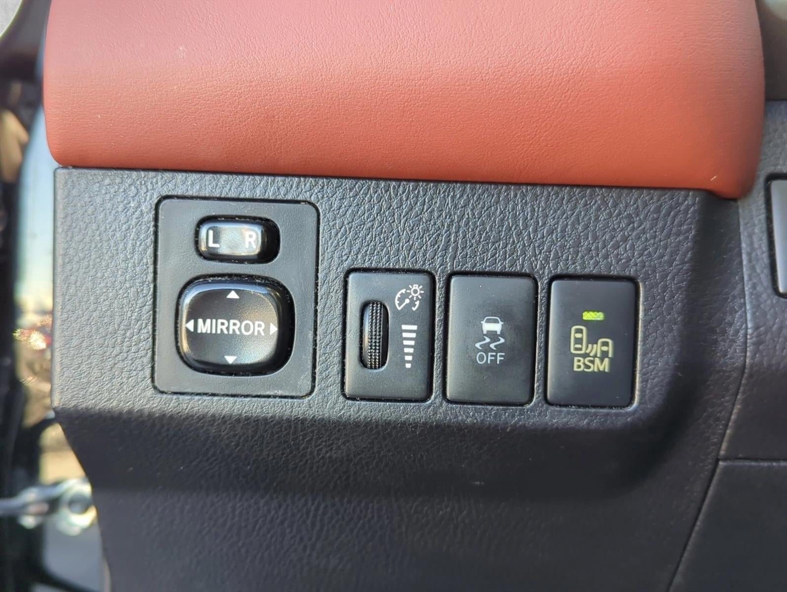 2014 Toyota RAV4 AWD 4dr Limited (Natl)