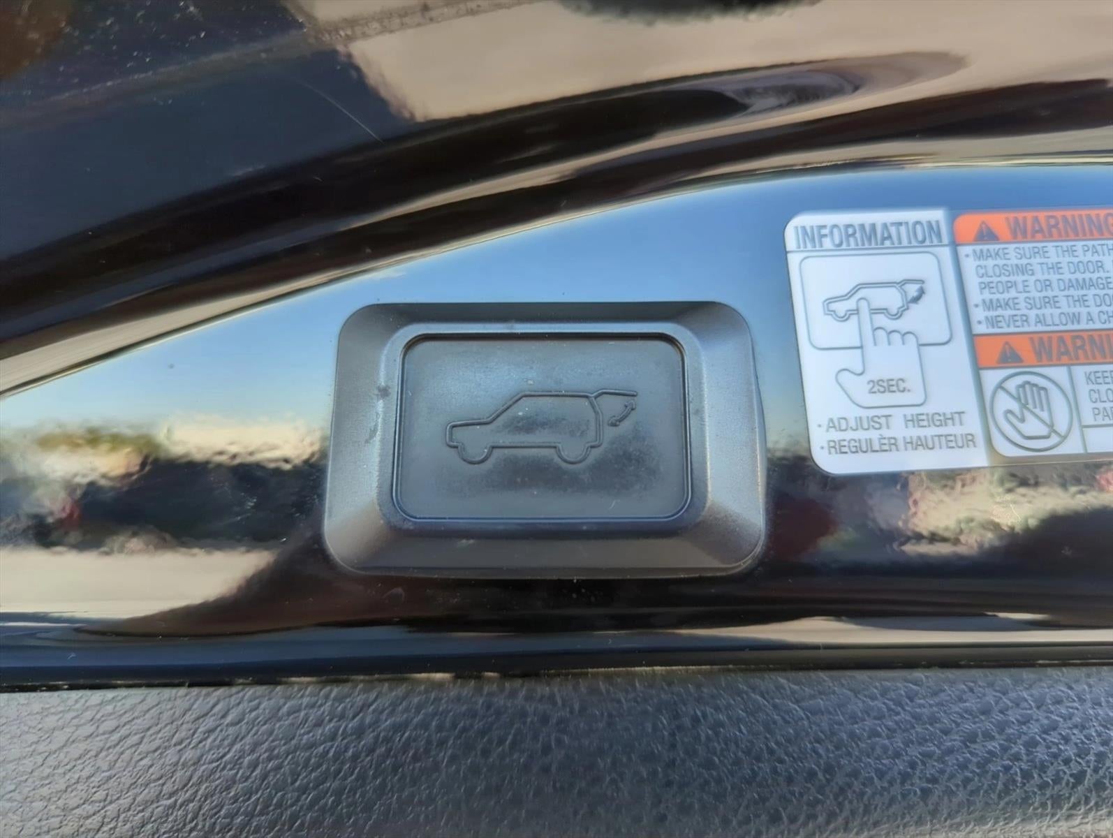 2014 Toyota RAV4 AWD 4dr Limited (Natl)