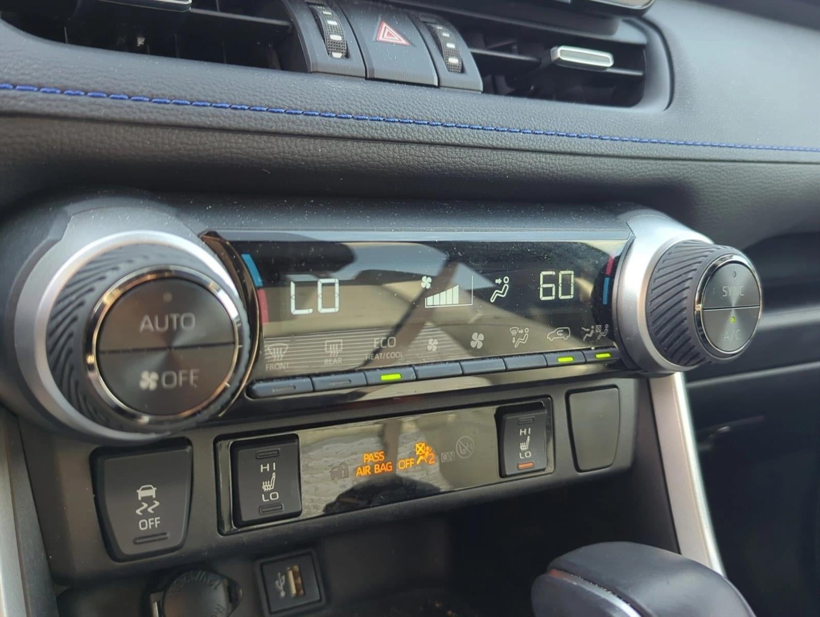 2024 Toyota RAV4 Hybrid XSE AWD (Natl)