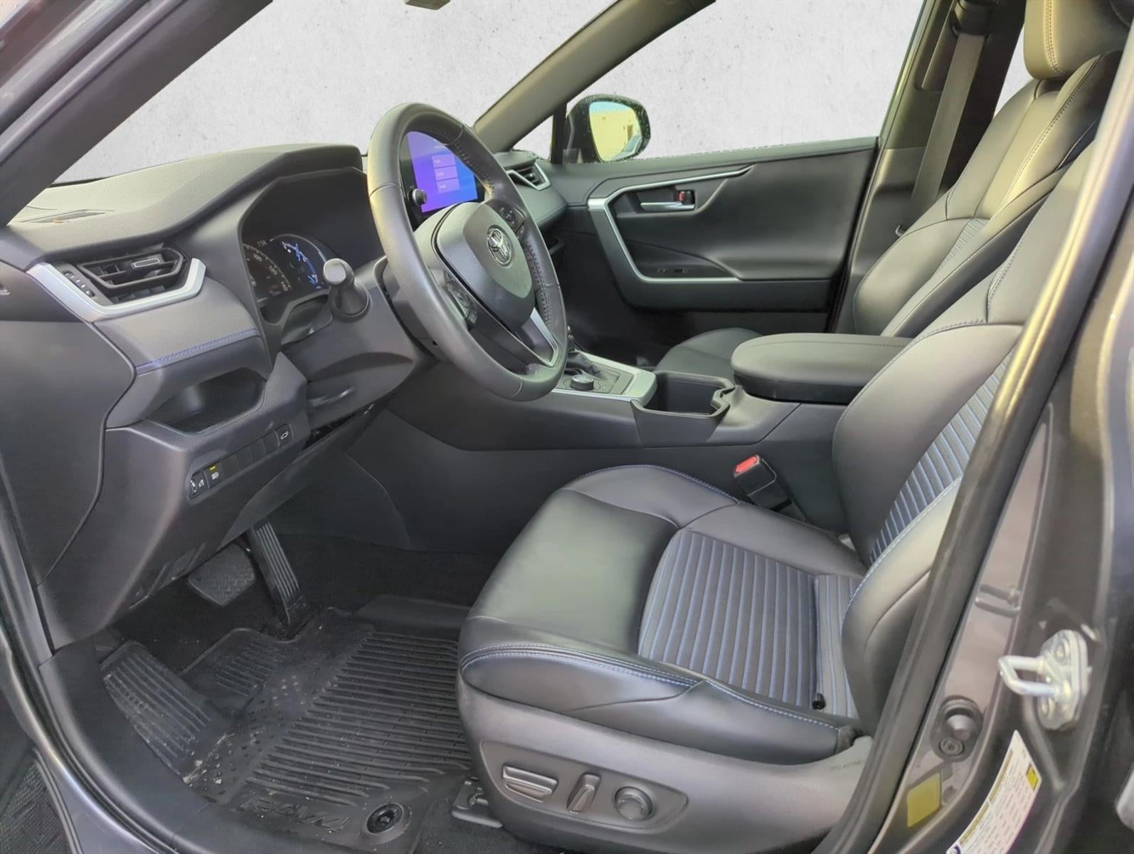 2024 Toyota RAV4 Hybrid XSE AWD (Natl)