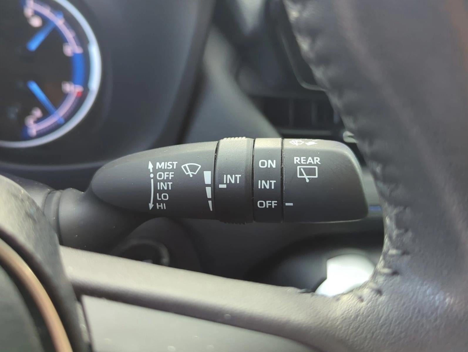 2024 Toyota RAV4 Hybrid XSE AWD (Natl)