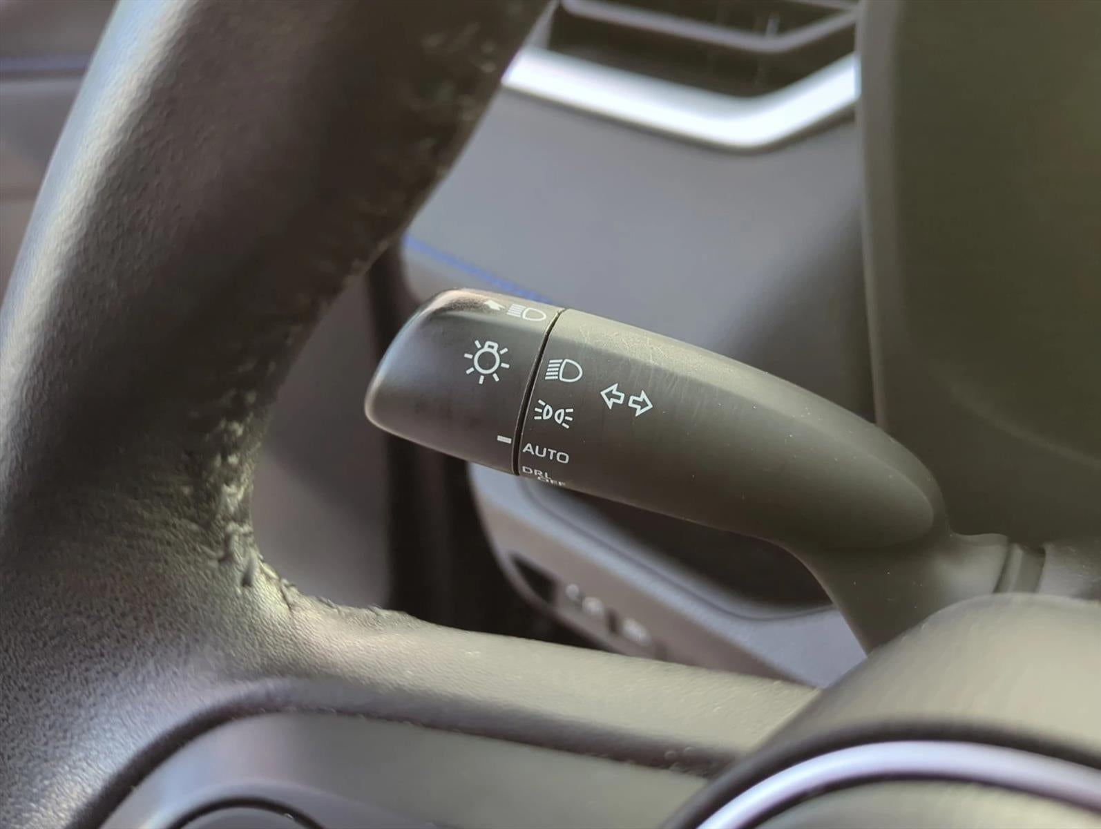2024 Toyota RAV4 Hybrid XSE AWD (Natl)