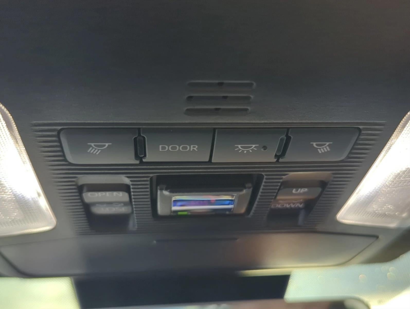 2024 Toyota RAV4 Hybrid XSE AWD (Natl)