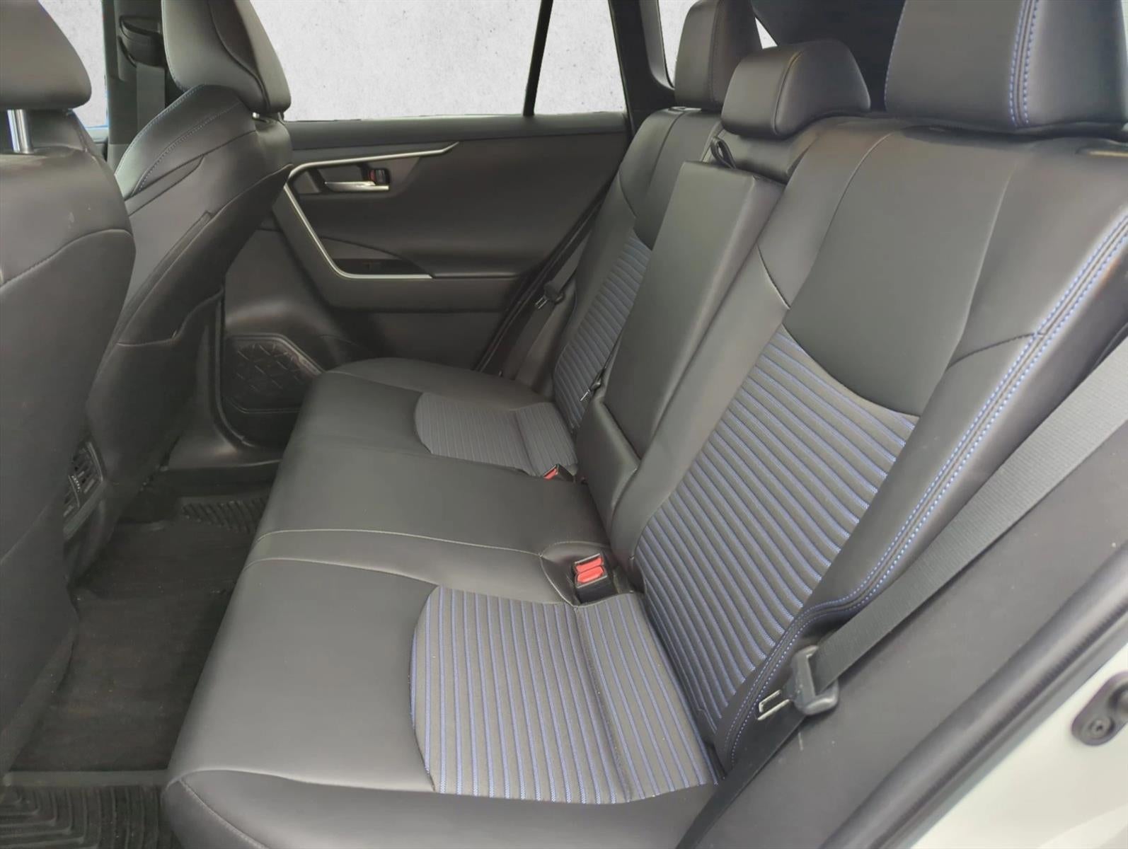 2023 Toyota RAV4 Hybrid XSE AWD (Natl)