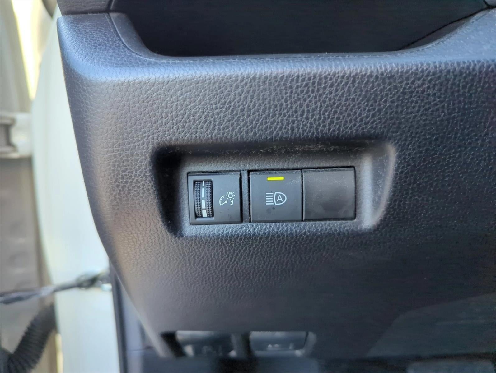 2021 Toyota RAV4 LE AWD (Natl)