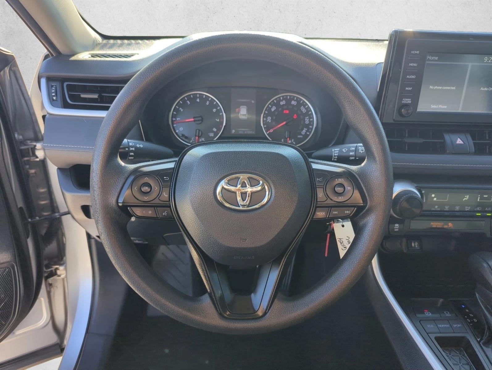 2019 Toyota RAV4 LE FWD (GS)