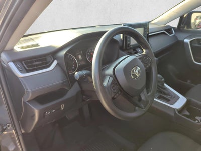 2021 Toyota RAV4 LE FWD (GS)