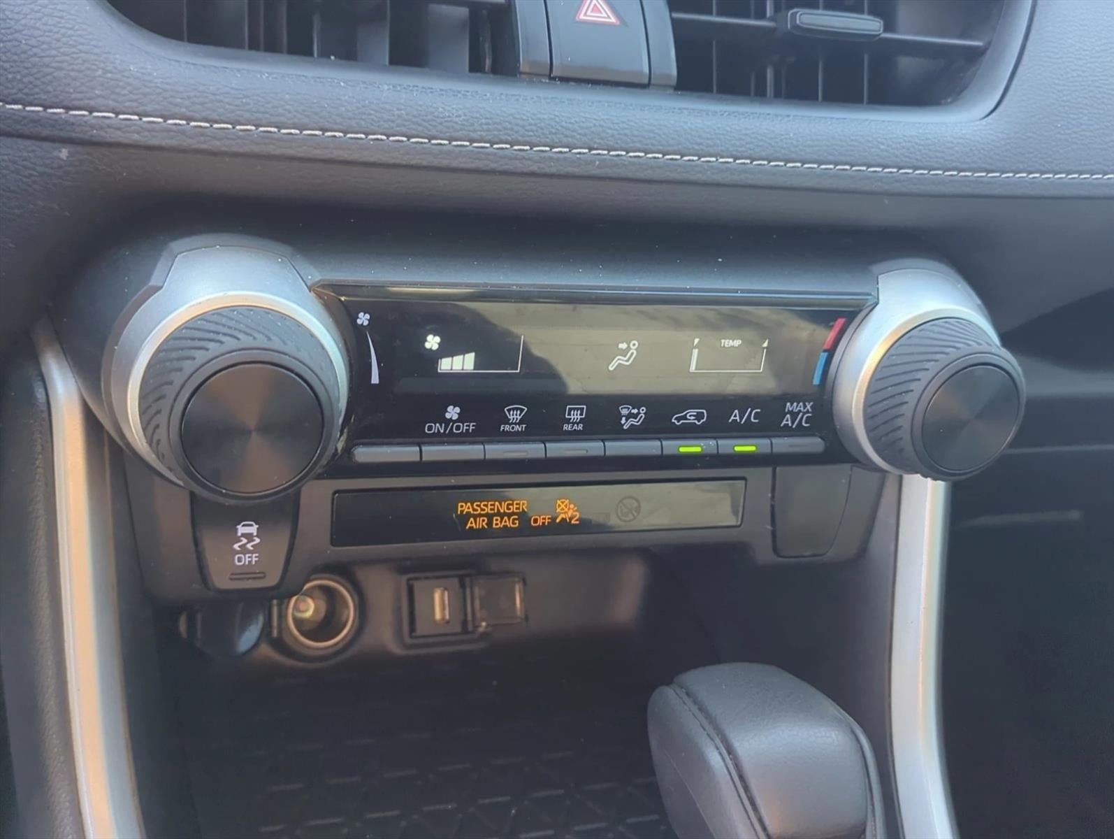 2021 Toyota RAV4 LE FWD (GS)