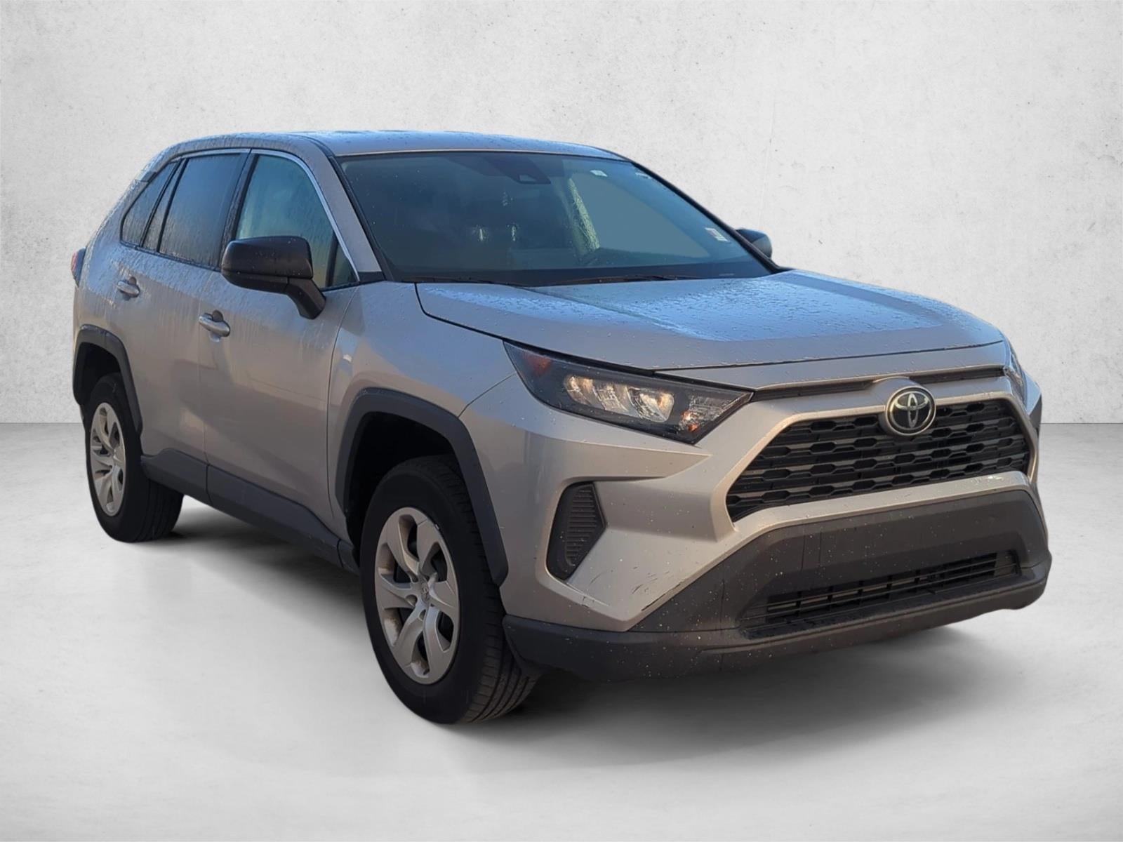 2022 Toyota RAV4 LE FWD (GS)