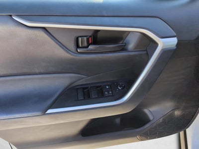 2023 Toyota RAV4 LE FWD (GS)