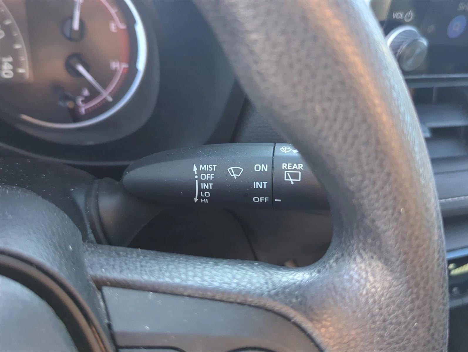 2023 Toyota RAV4 LE FWD (GS)