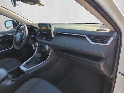 2023 Toyota RAV4 LE FWD (GS)