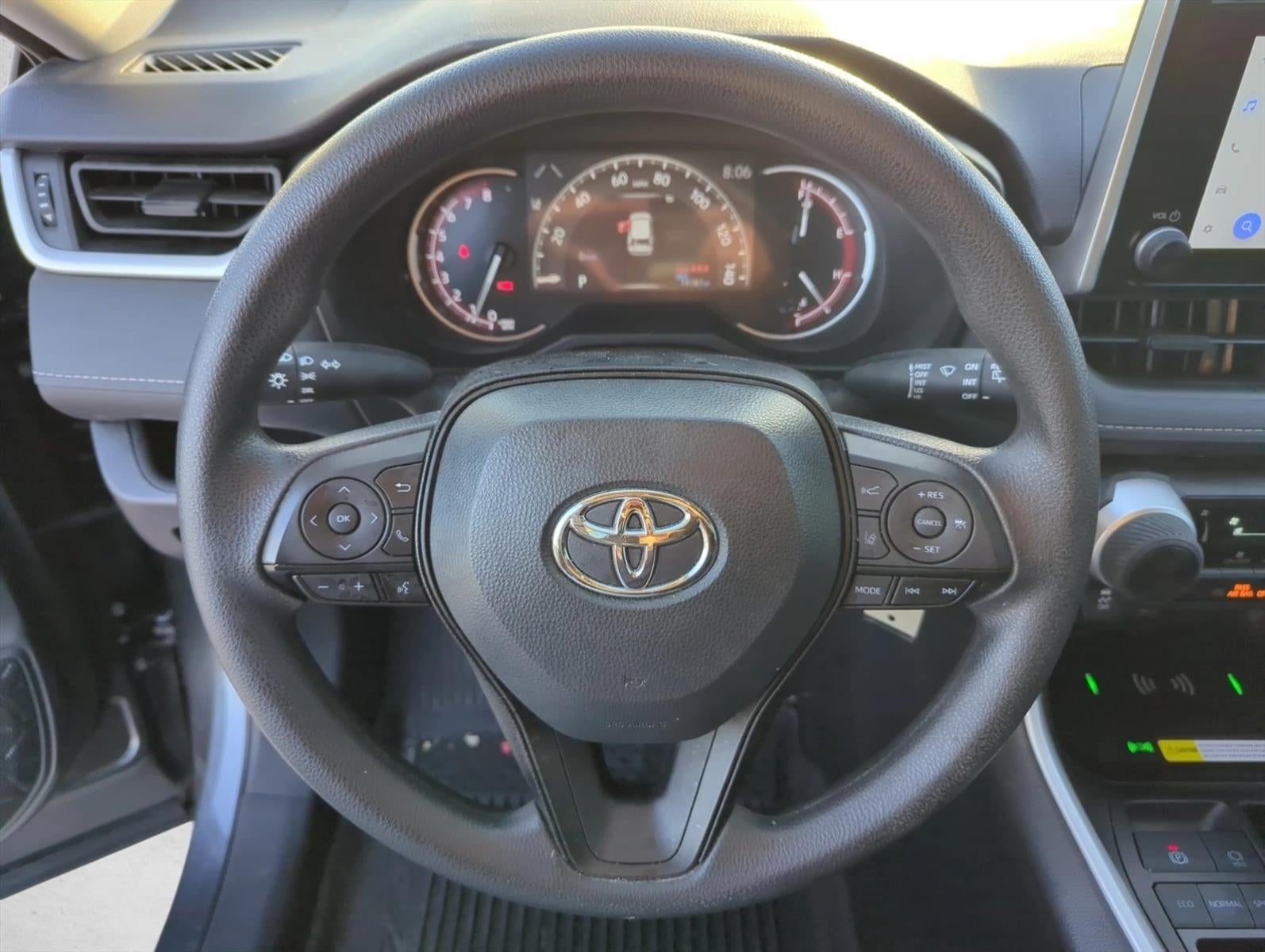 2025 Toyota RAV4 LE FWD (GS)