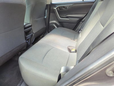 2021 Toyota RAV4 LE FWD (GS)