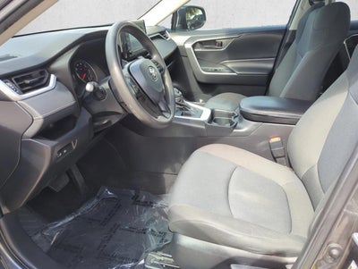 2021 Toyota RAV4 LE FWD (GS)
