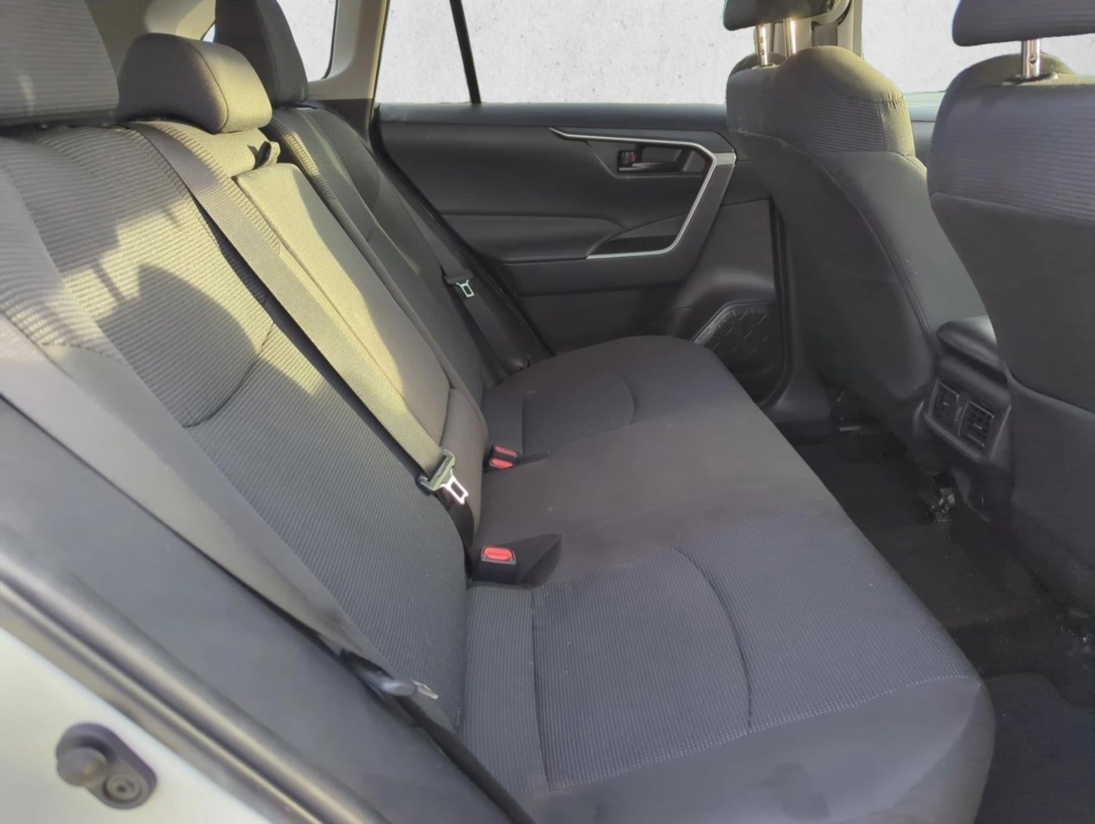 2023 Toyota RAV4 LE FWD (GS)