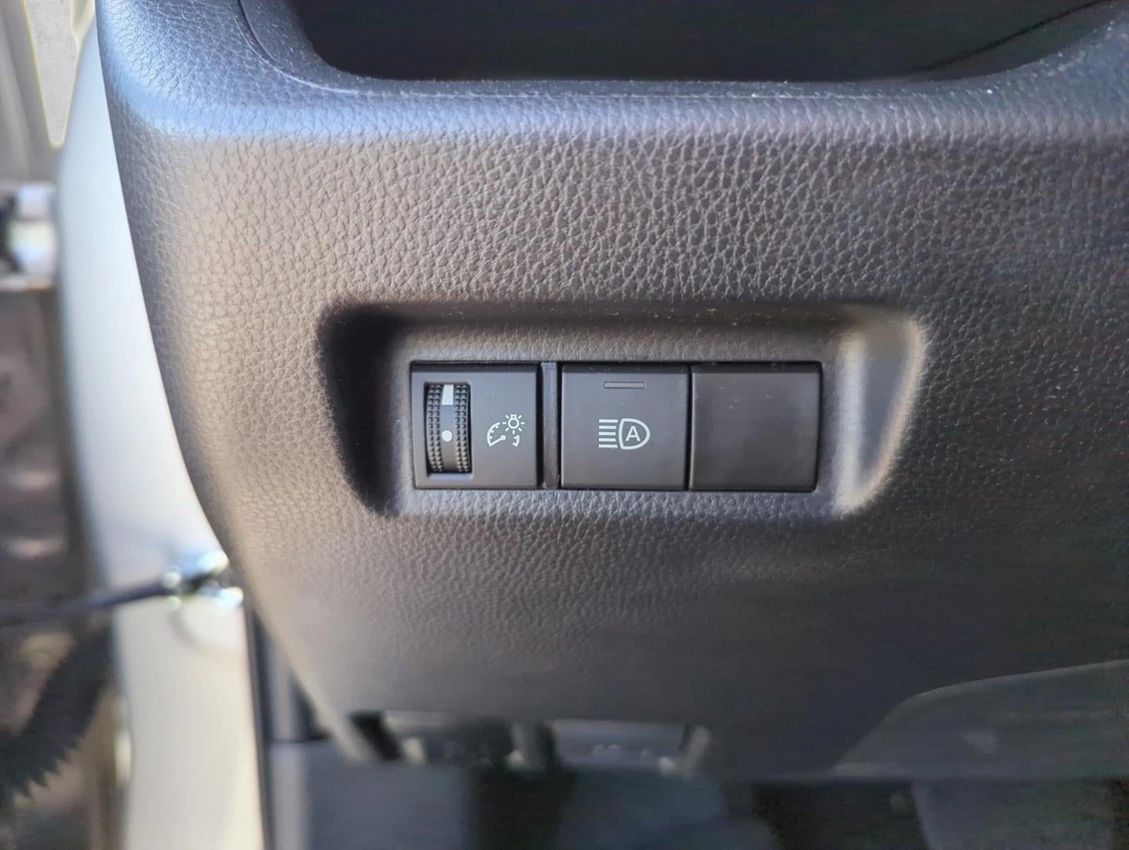 2024 Toyota RAV4 LE FWD (GS)