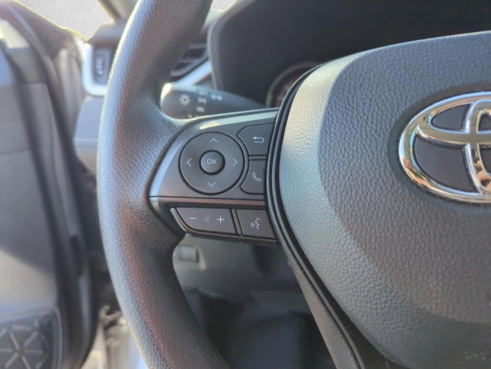2024 Toyota RAV4 LE FWD (GS)