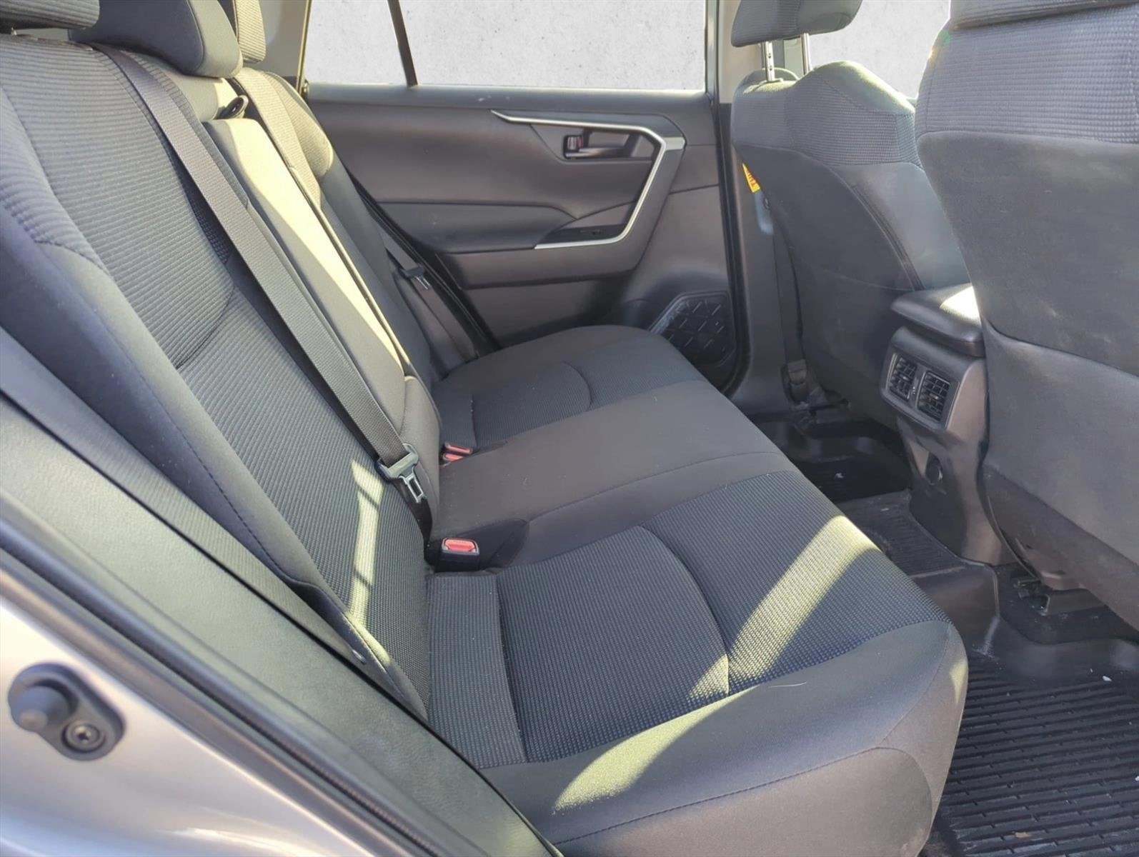 2024 Toyota RAV4 LE FWD (GS)