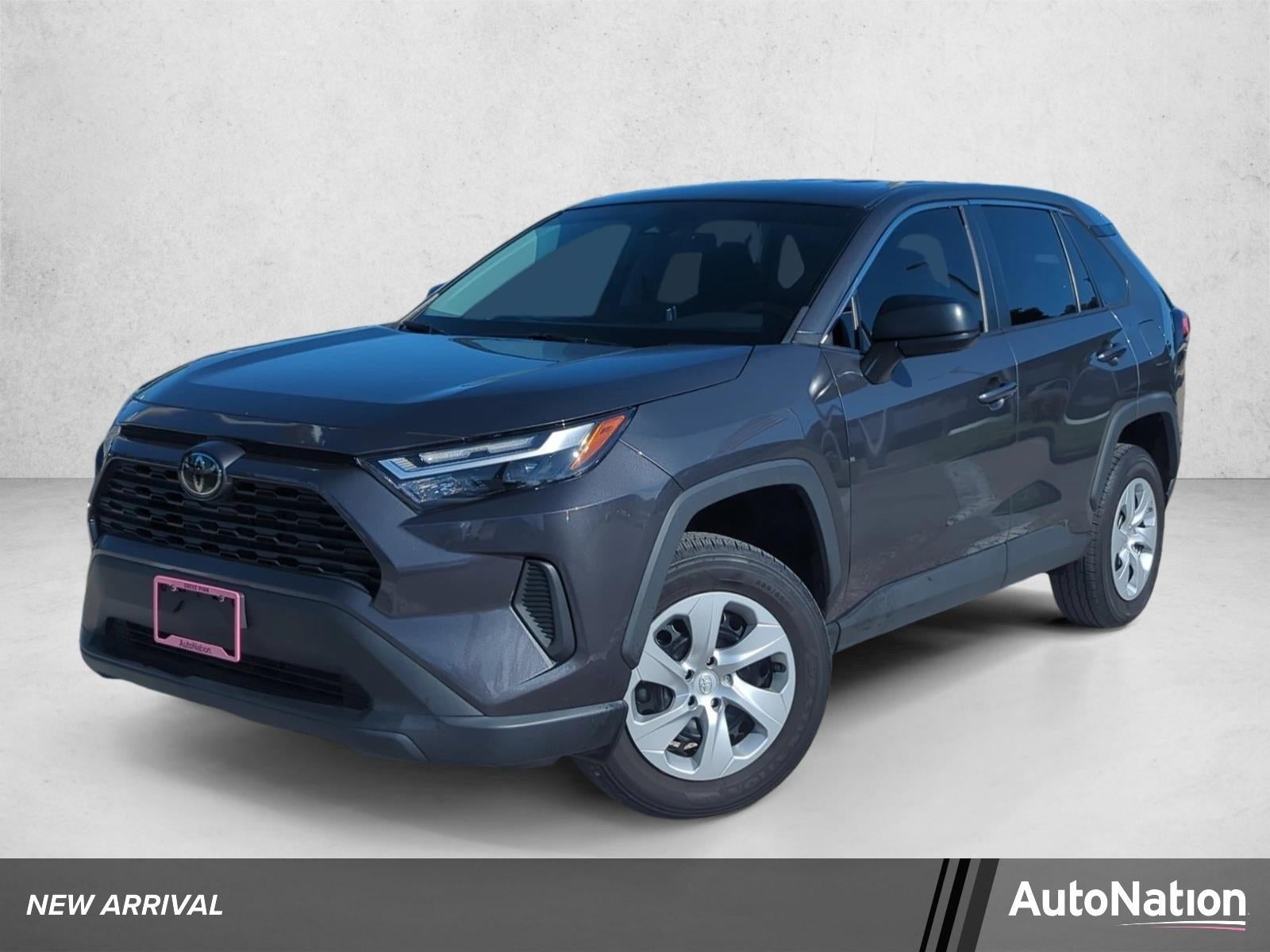 2024 Toyota RAV4 LE FWD (GS)