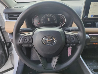 2025 Toyota RAV4 LE FWD (GS)