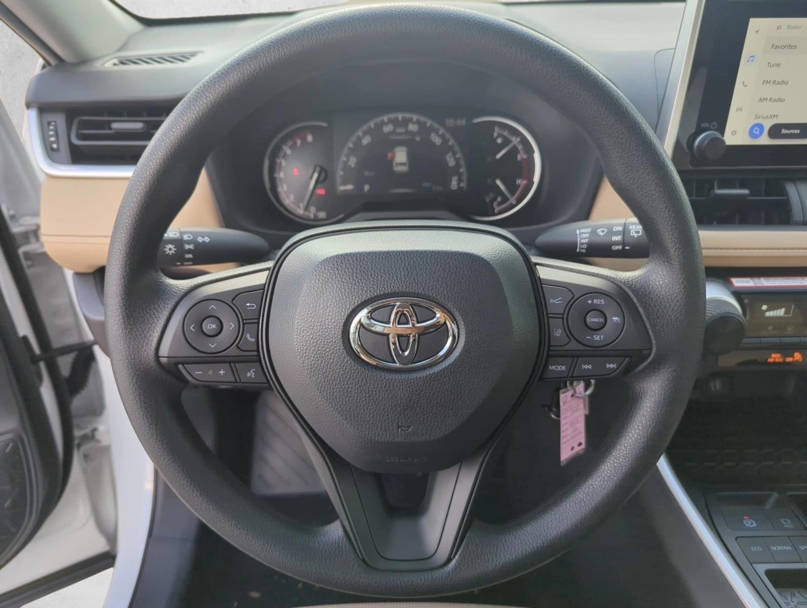 2025 Toyota RAV4 LE FWD (GS)