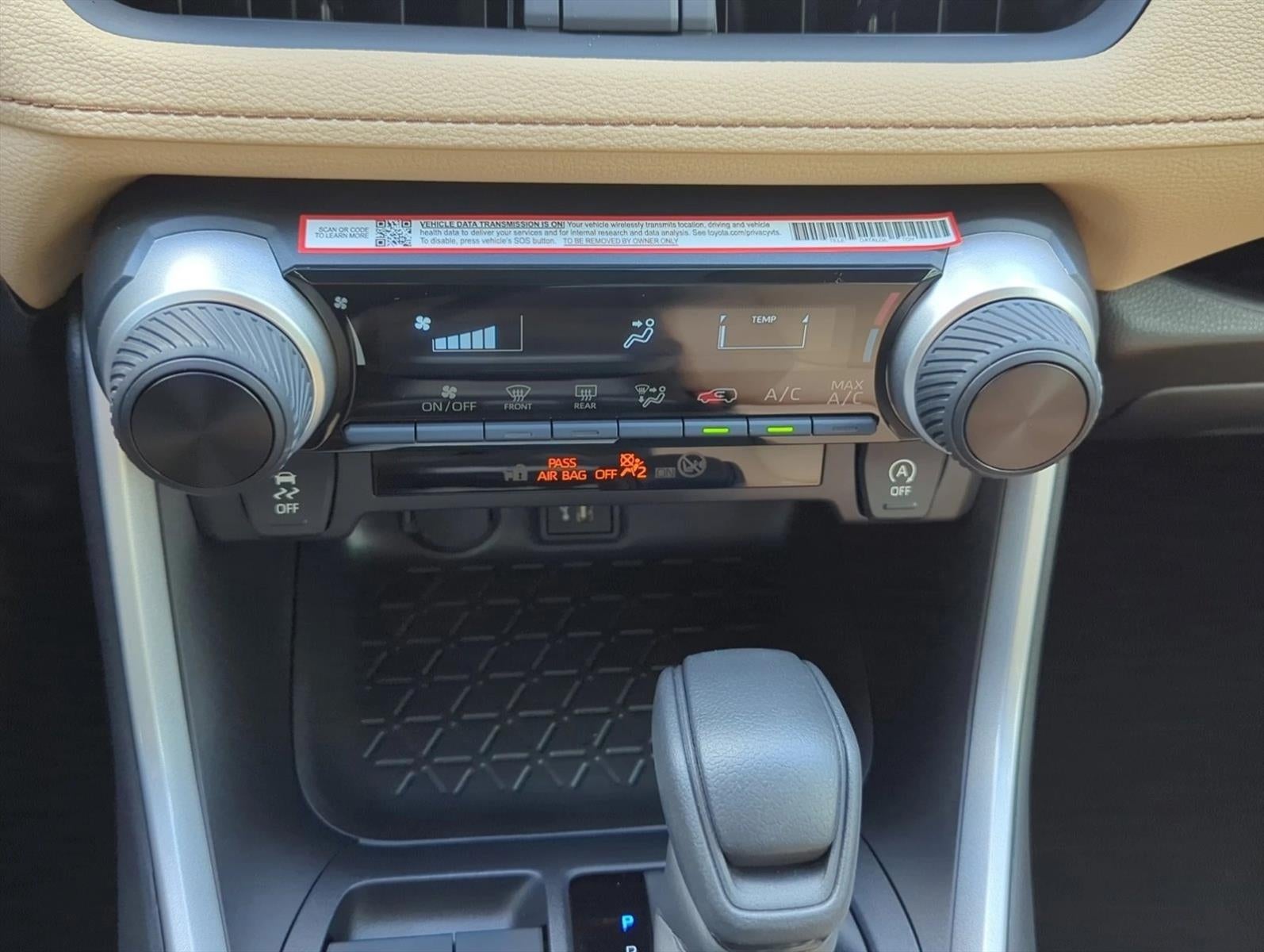 2025 Toyota RAV4 LE FWD (GS)