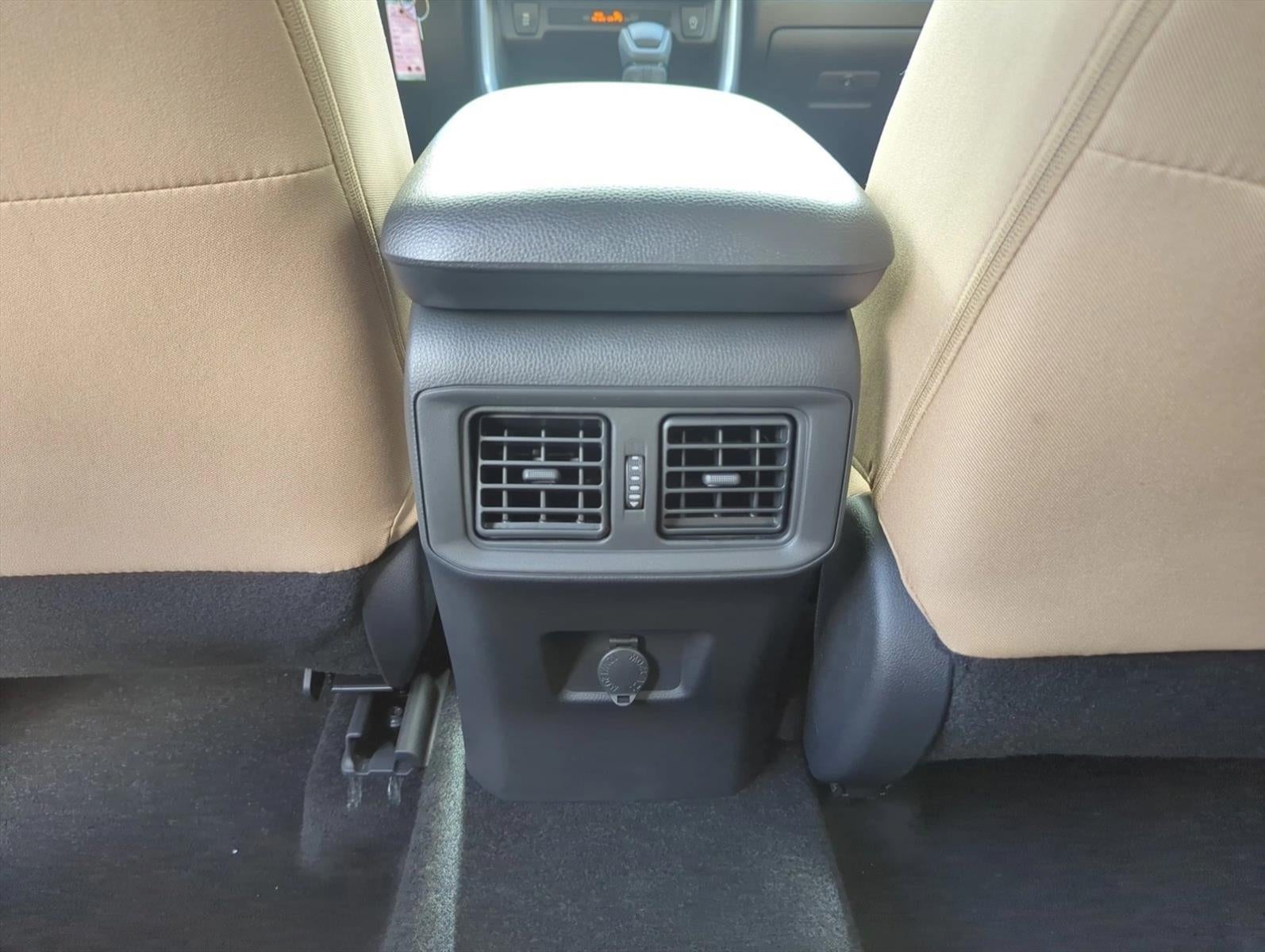 2025 Toyota RAV4 LE FWD (GS)