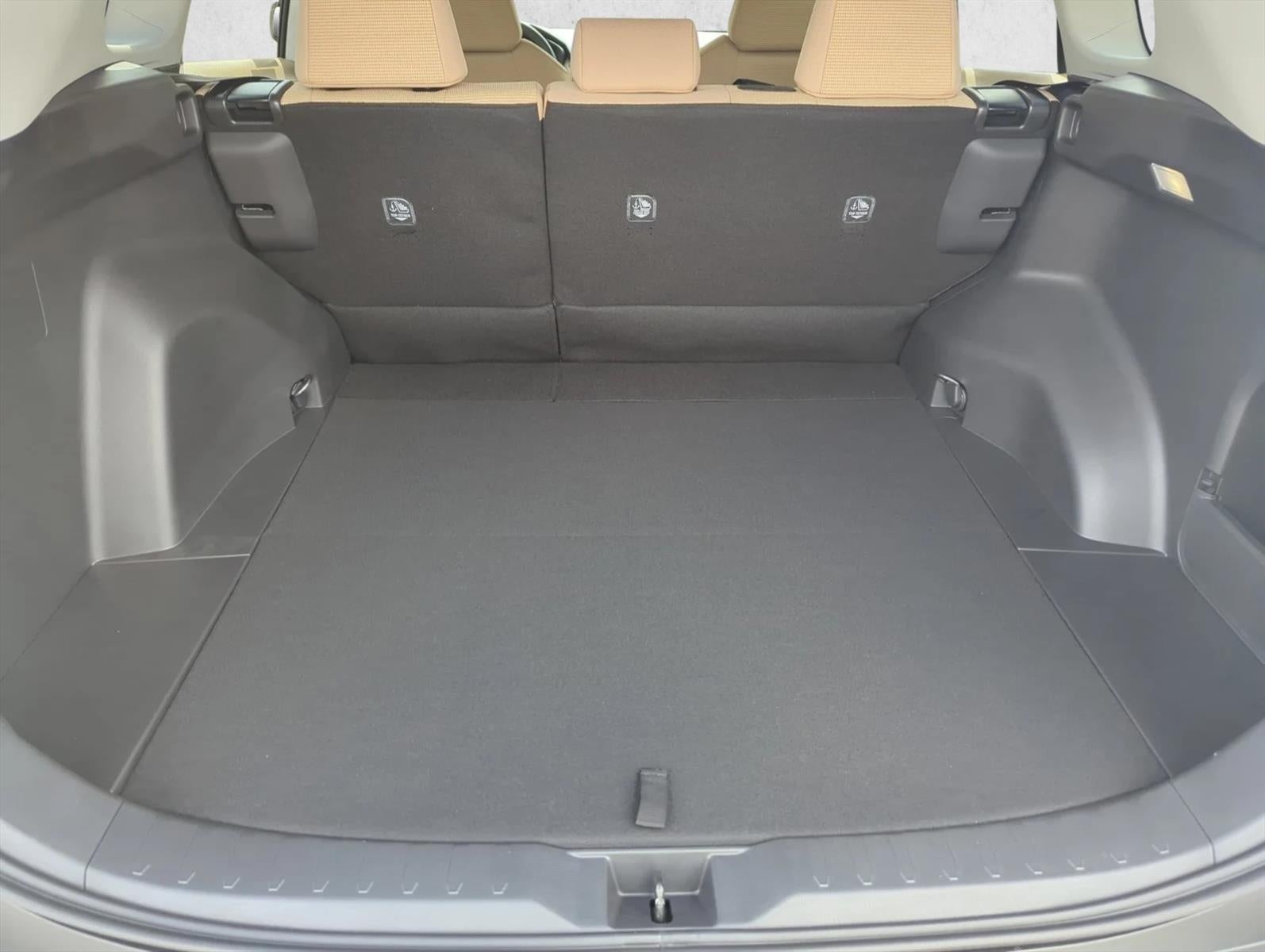 2025 Toyota RAV4 LE FWD (GS)