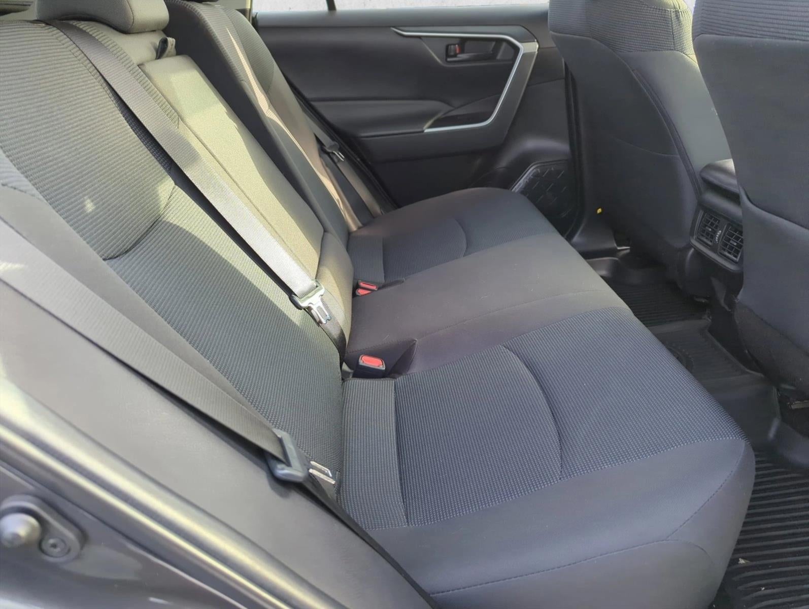 2023 Toyota RAV4 LE FWD (GS)