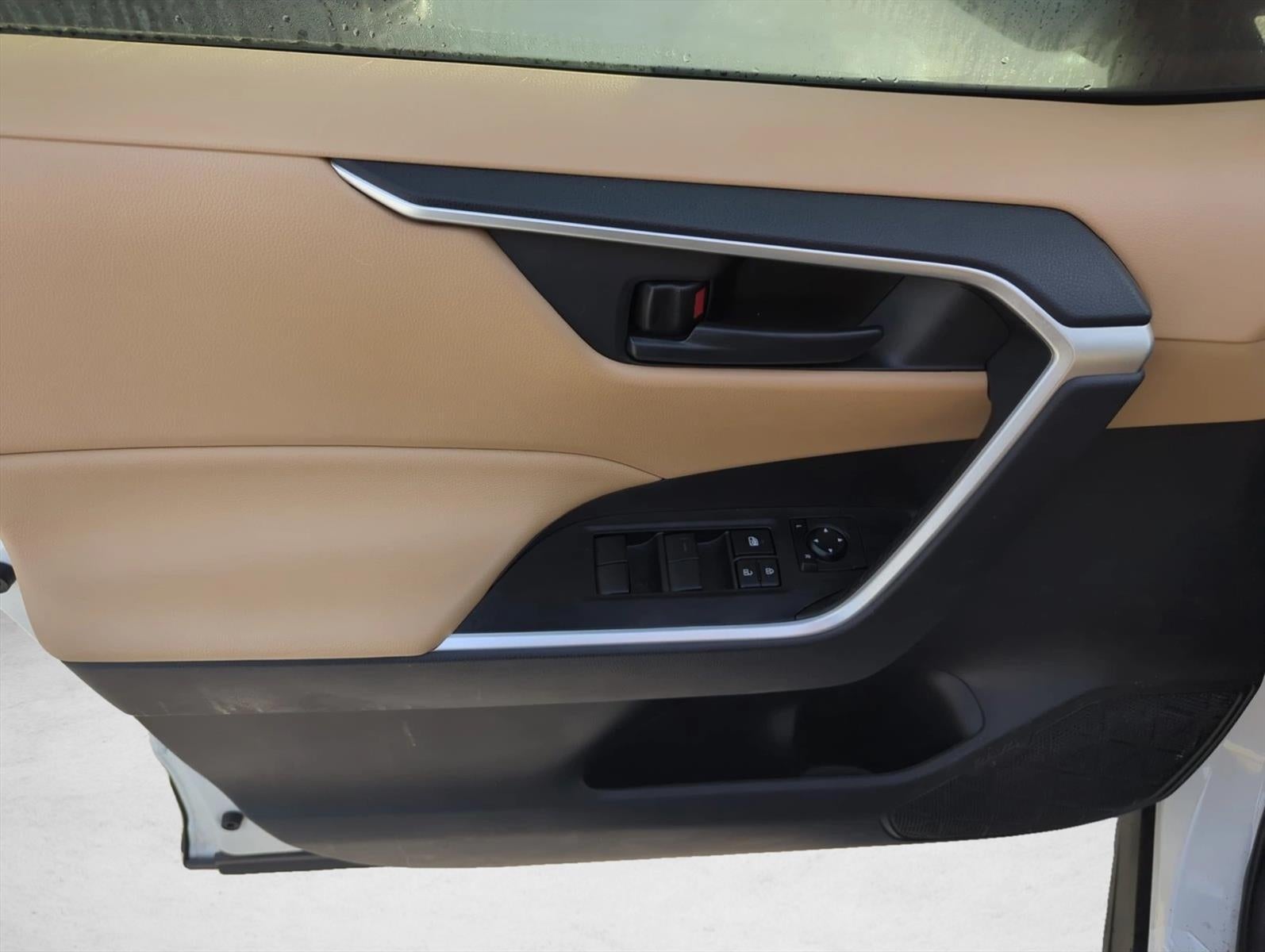 2024 Toyota RAV4 LE FWD (Natl)
