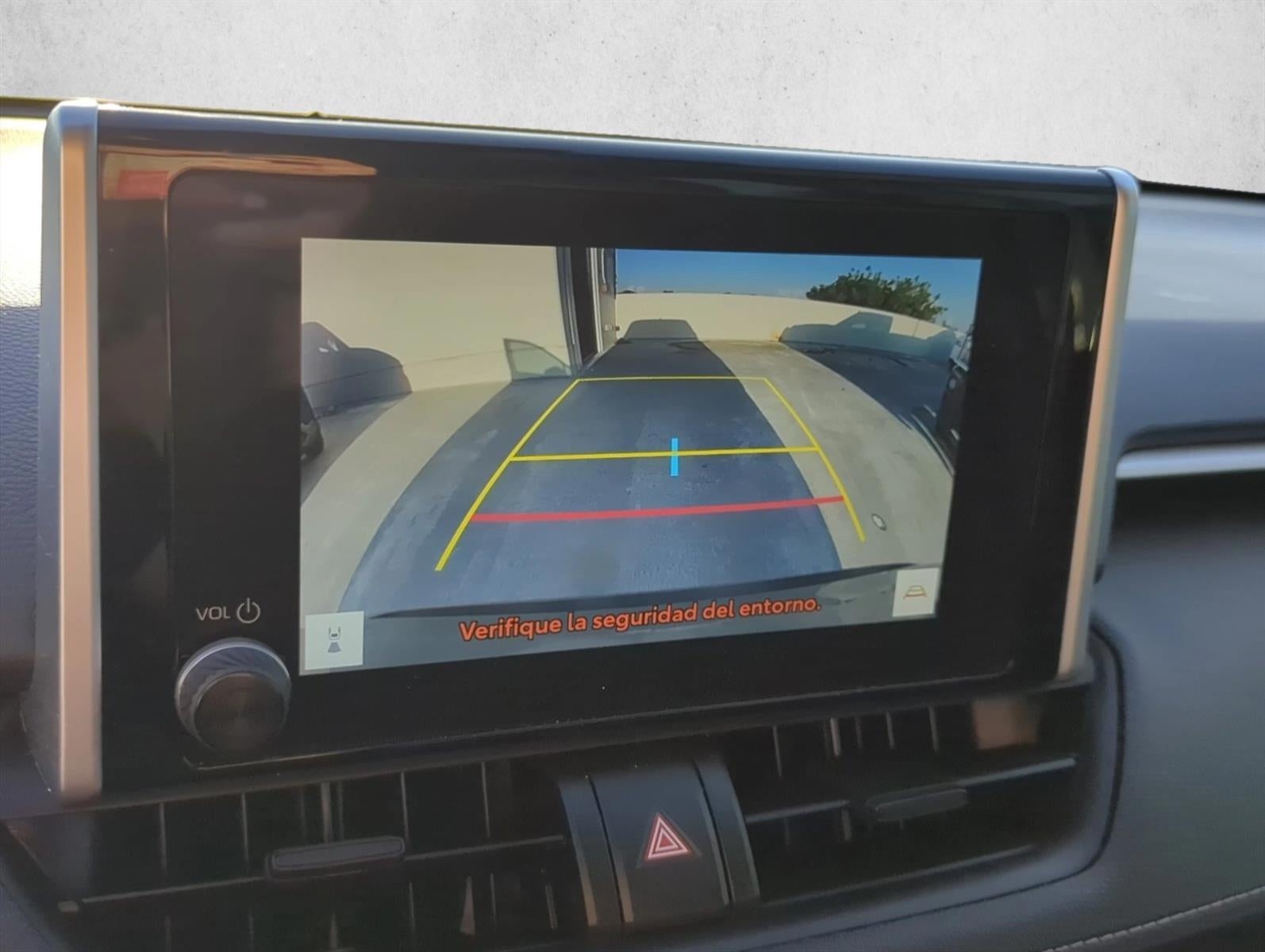 2025 Toyota RAV4 LE FWD (GS)
