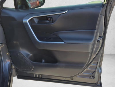 2025 Toyota RAV4 LE FWD (GS)