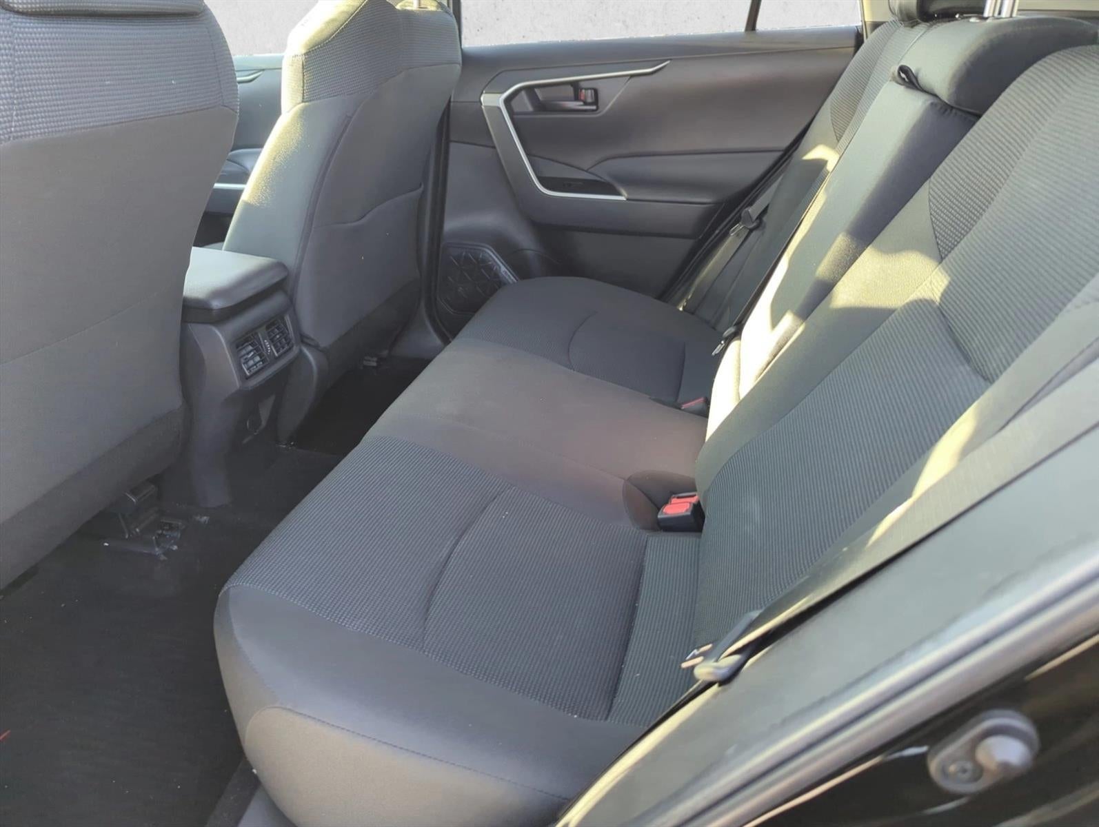 2024 Toyota RAV4 LE FWD (GS)