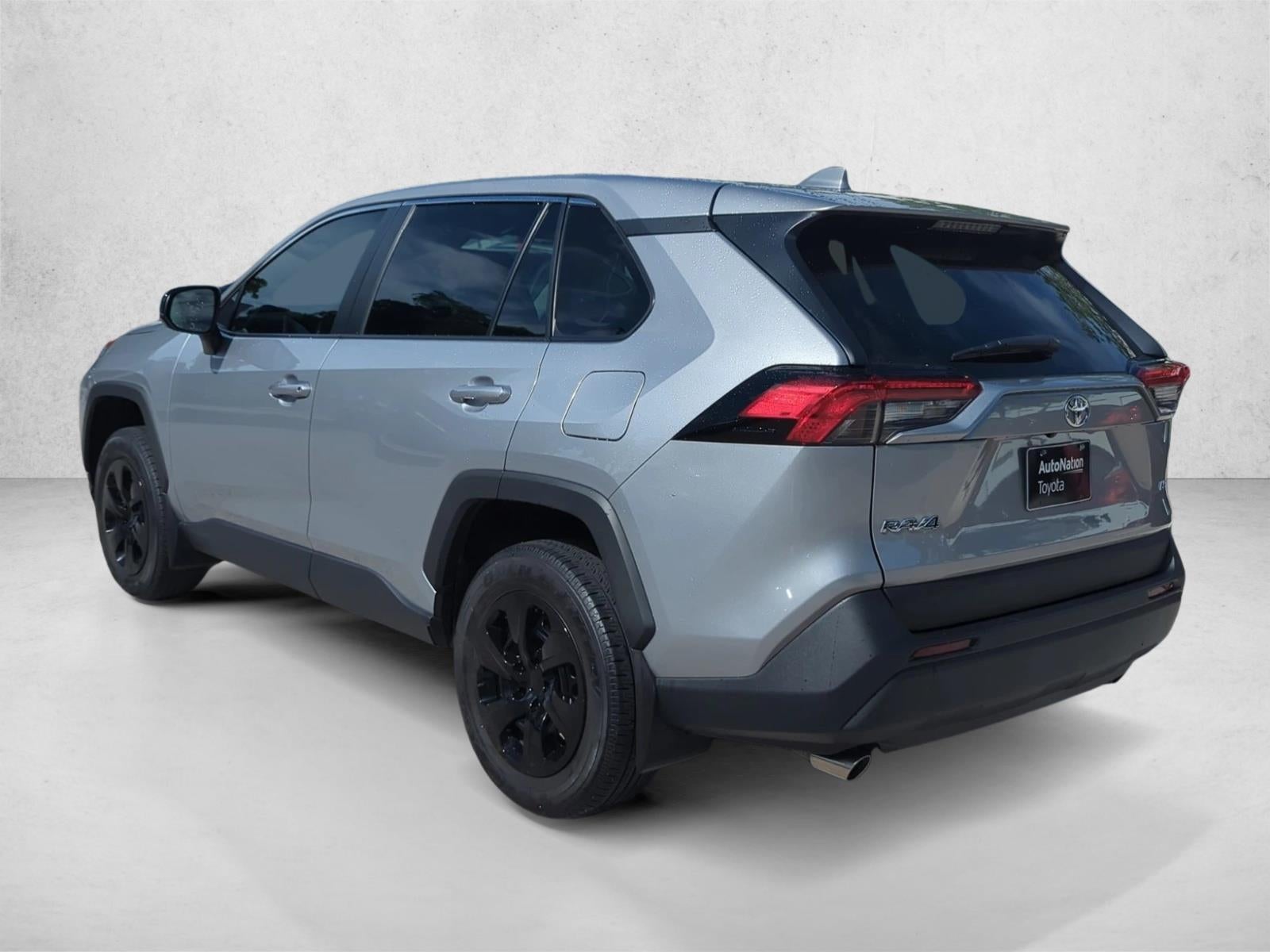 2024 Toyota RAV4 LE FWD (Natl)