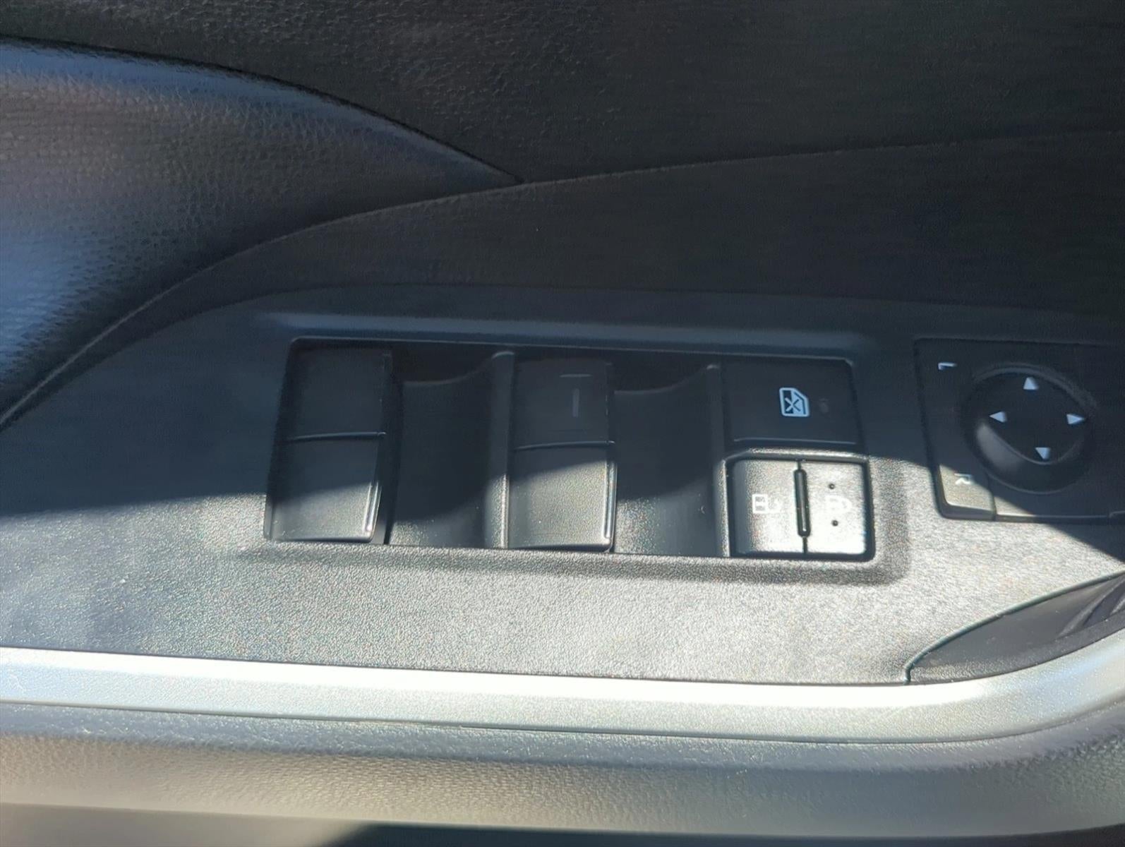 2024 Toyota RAV4 LE FWD (GS)