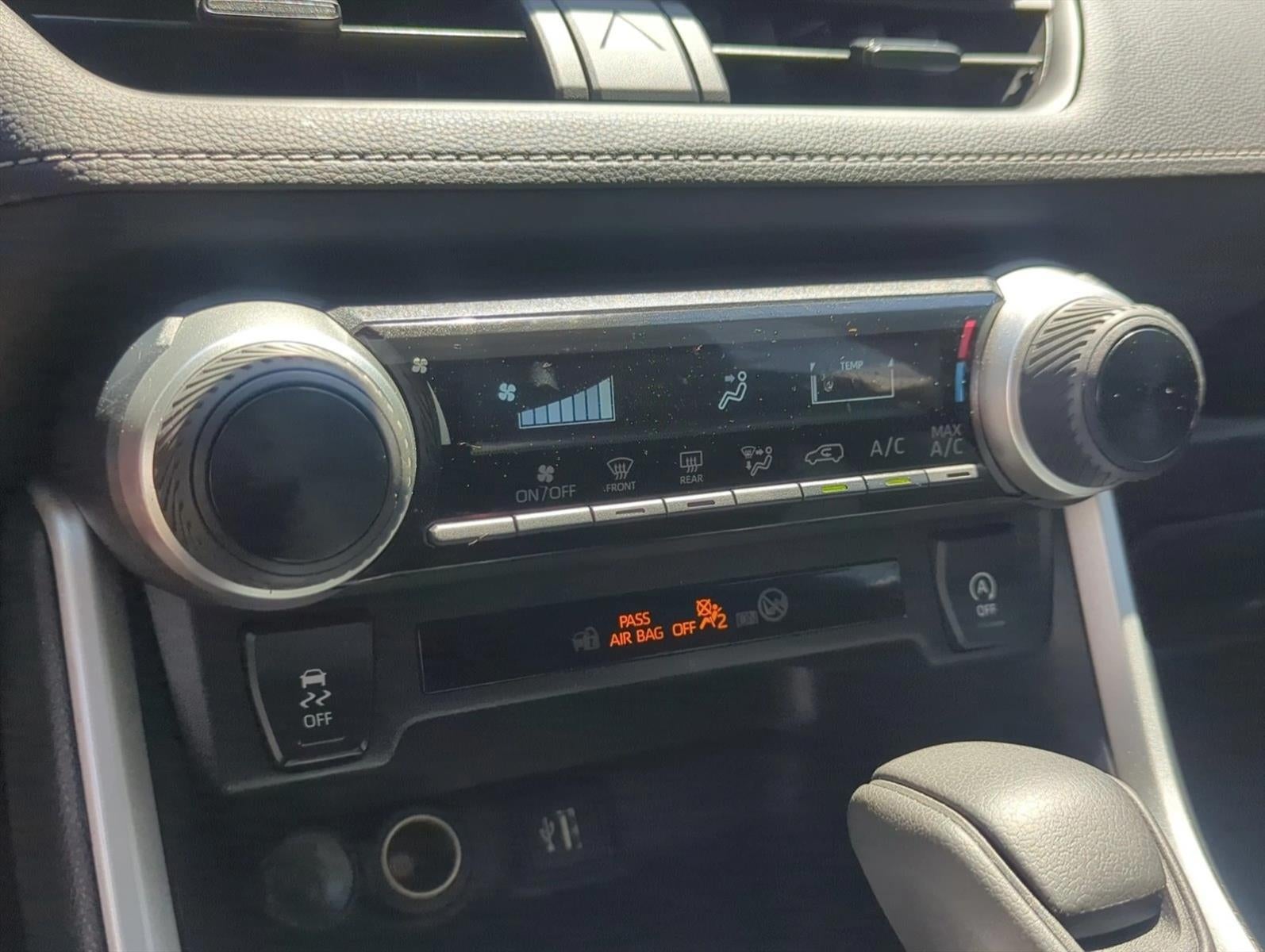 2024 Toyota RAV4 LE FWD (GS)