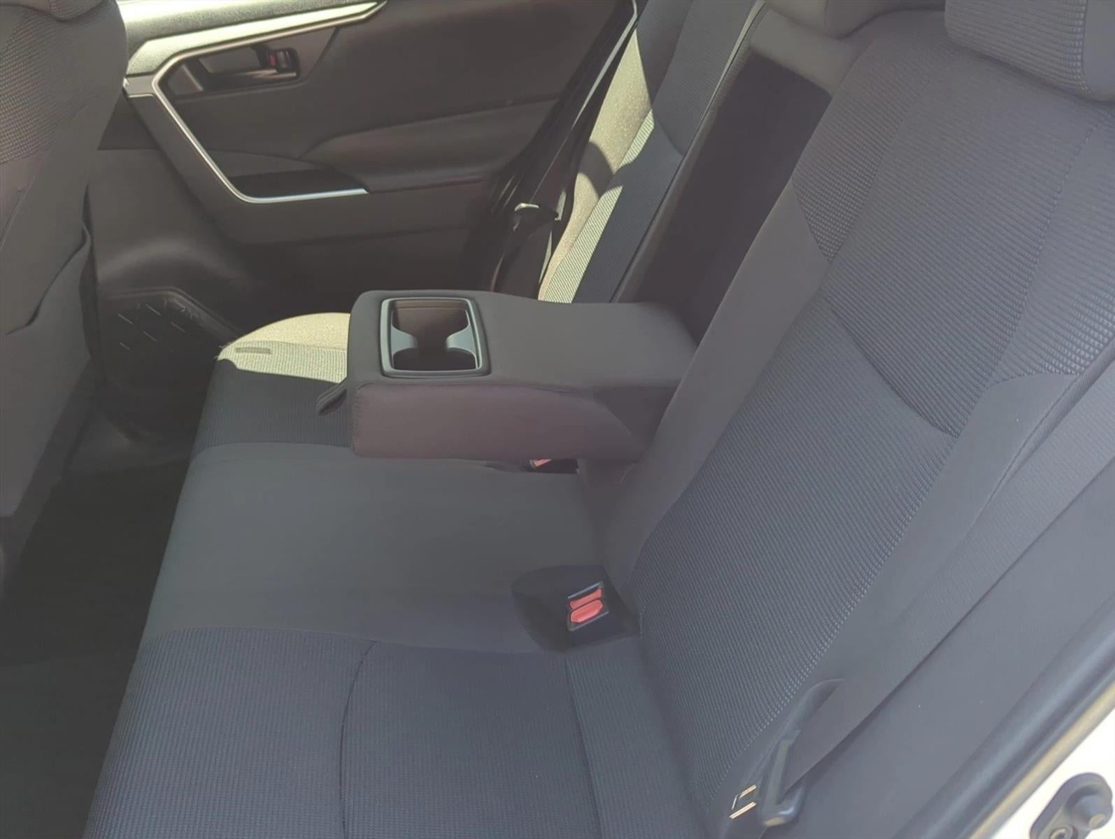 2024 Toyota RAV4 LE FWD (GS)