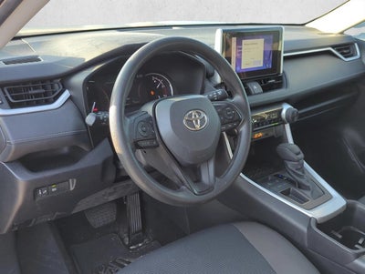 2023 Toyota RAV4 LE FWD (GS)