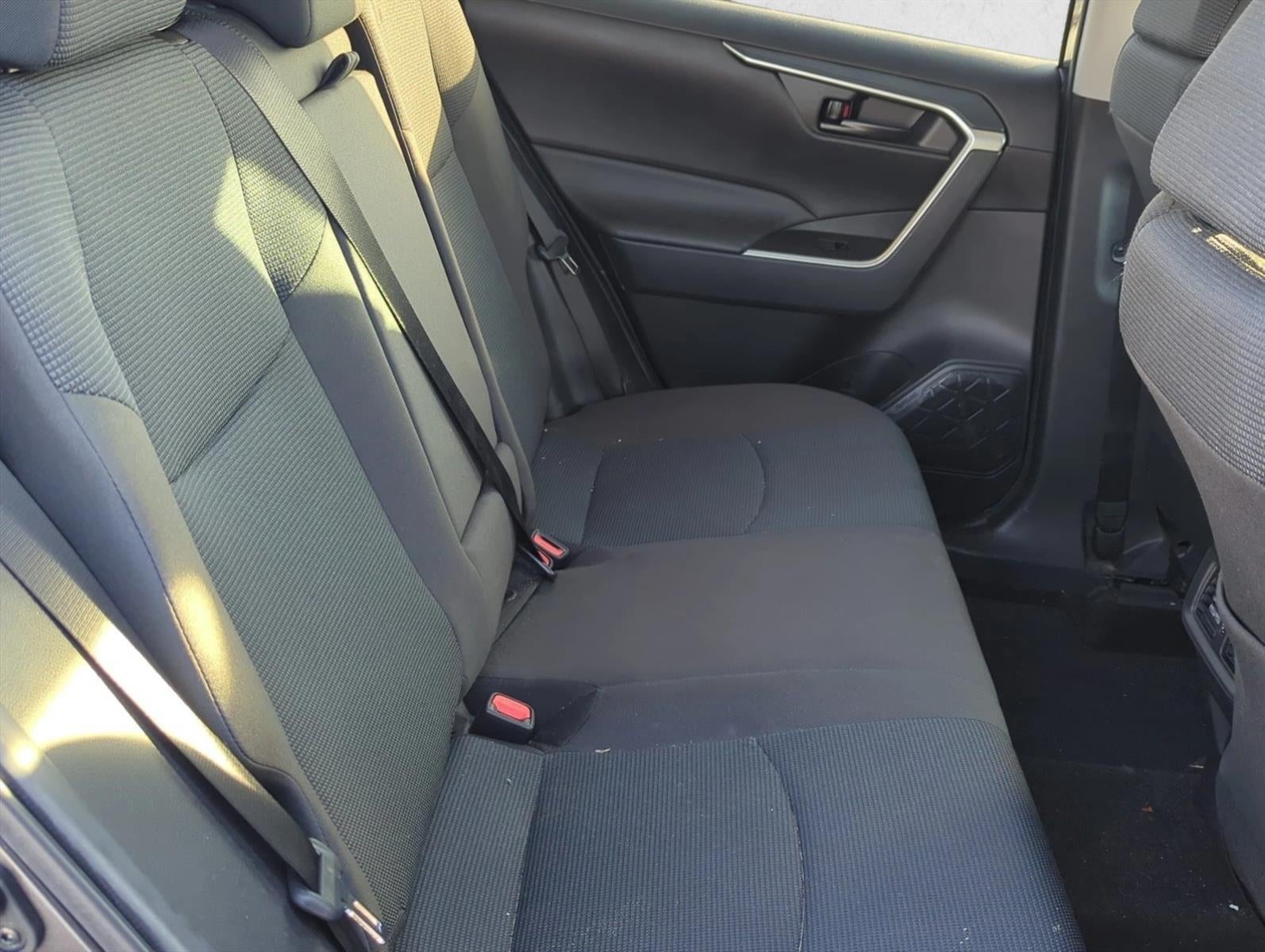2023 Toyota RAV4 LE FWD (GS)