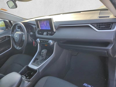 2023 Toyota RAV4 LE FWD (GS)