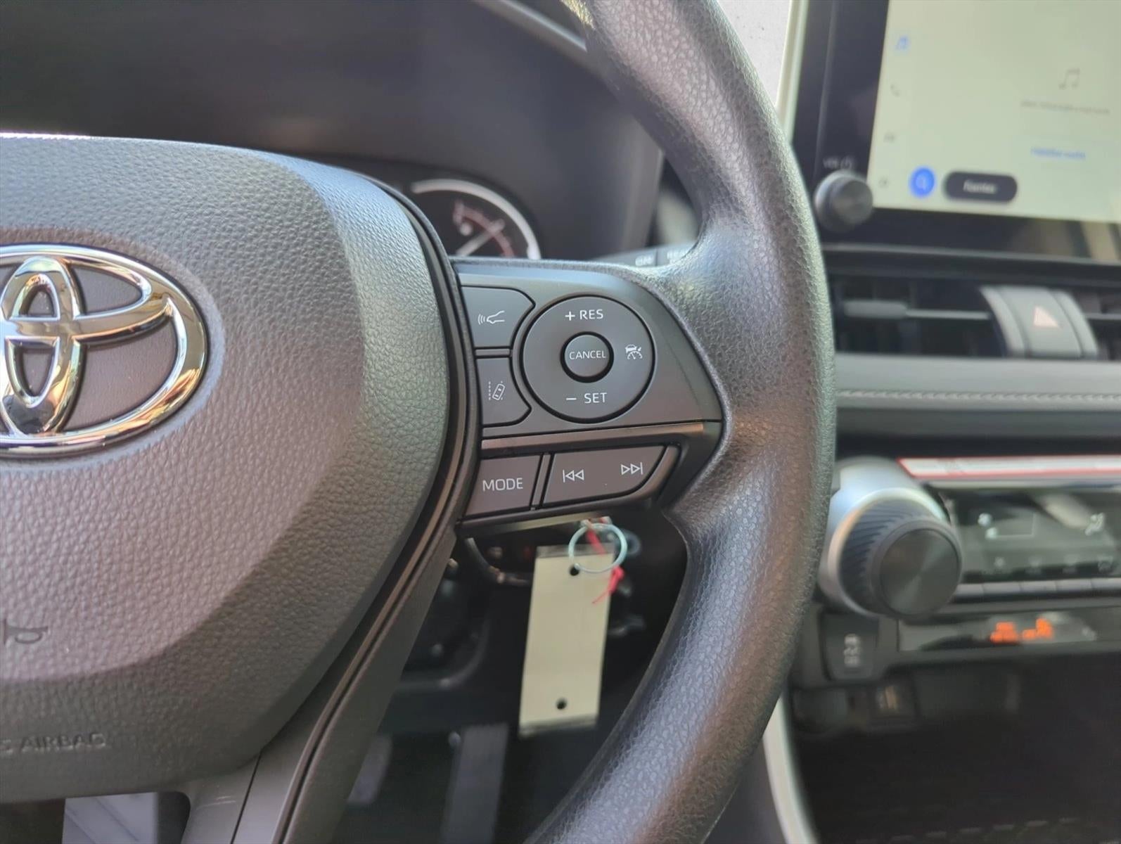 2025 Toyota RAV4 LE FWD (GS)