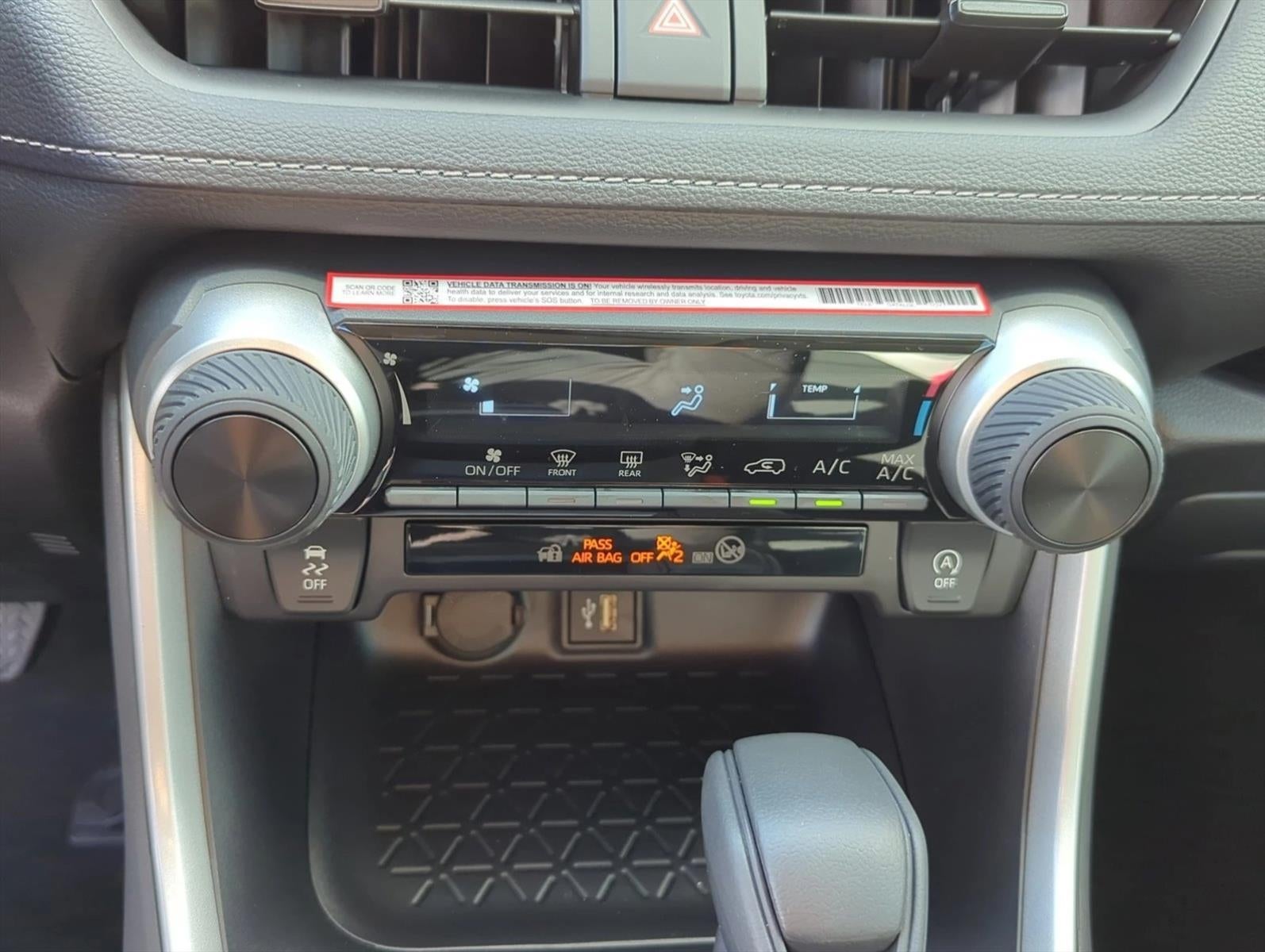 2025 Toyota RAV4 LE FWD (GS)