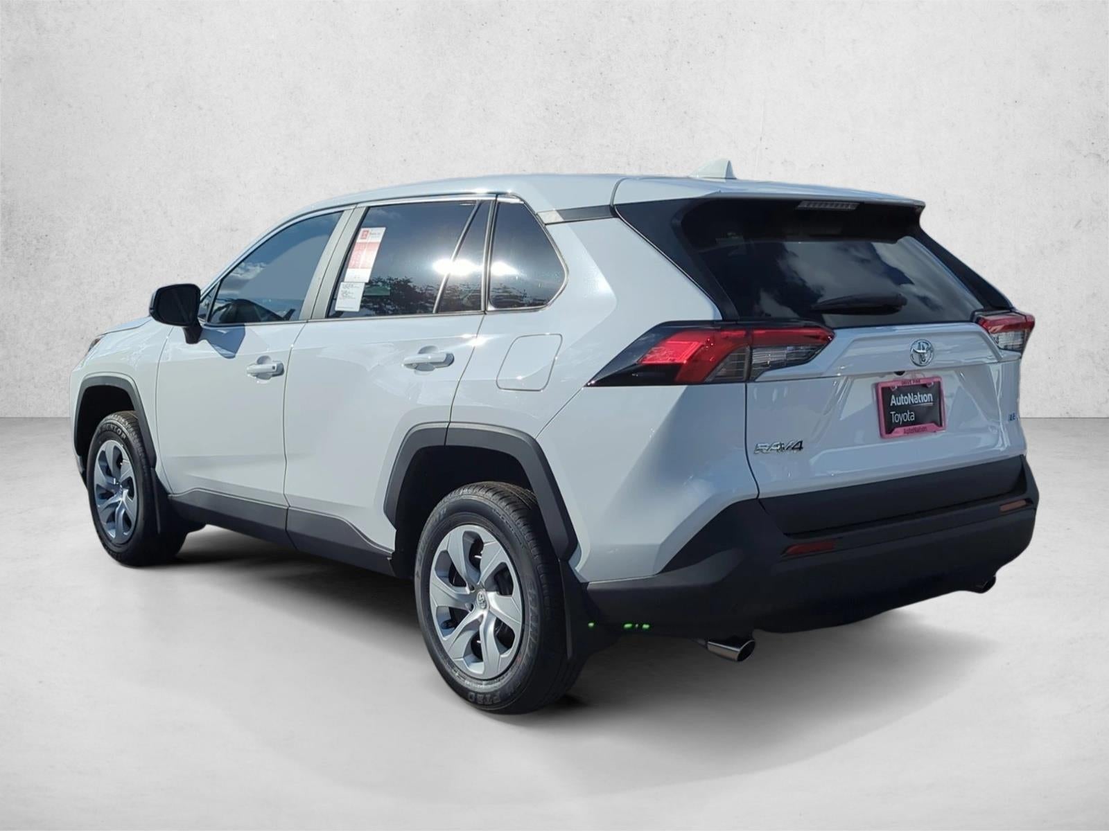 2025 Toyota RAV4 LE FWD (GS)