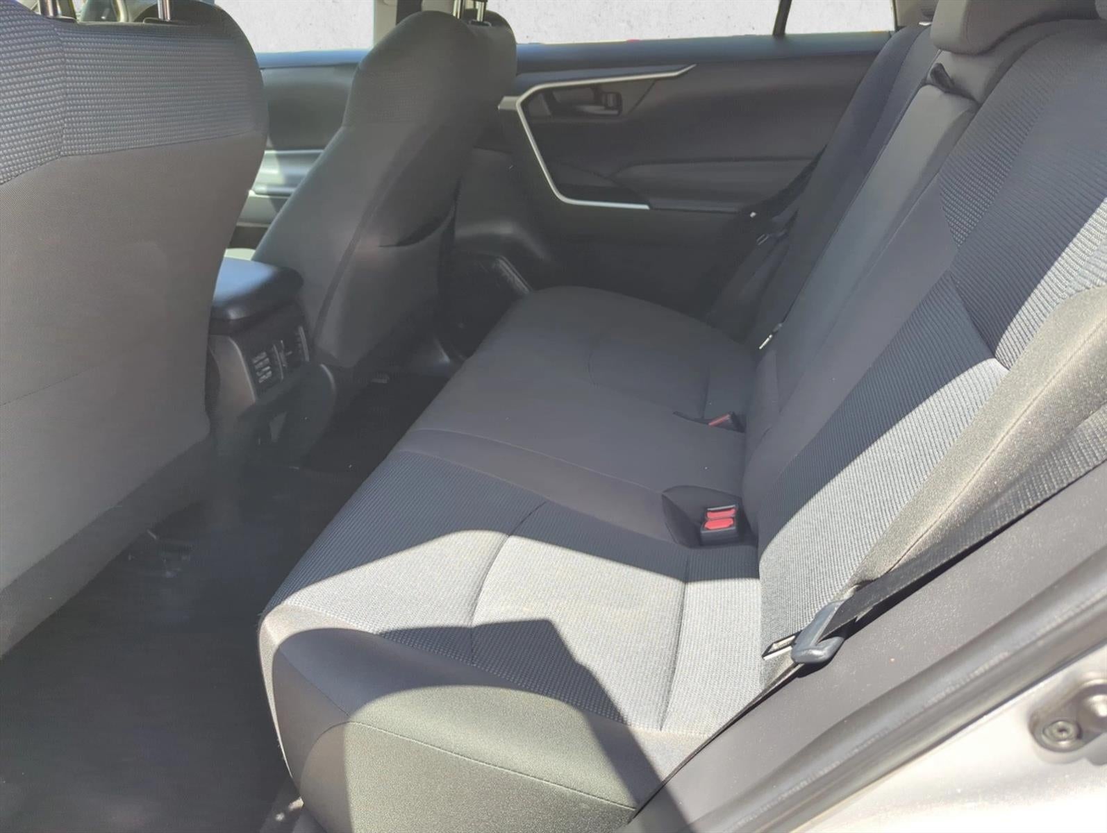 2023 Toyota RAV4 LE FWD (GS)