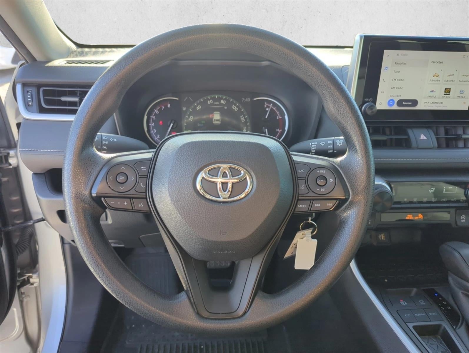 2024 Toyota RAV4 LE FWD (GS)