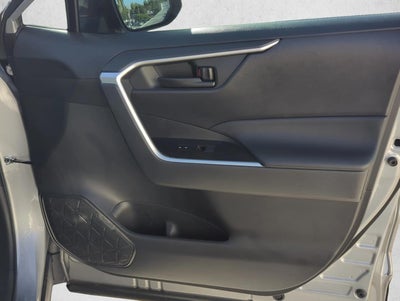 2024 Toyota RAV4 LE FWD (GS)