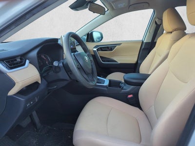 2023 Toyota RAV4 LE FWD (GS)