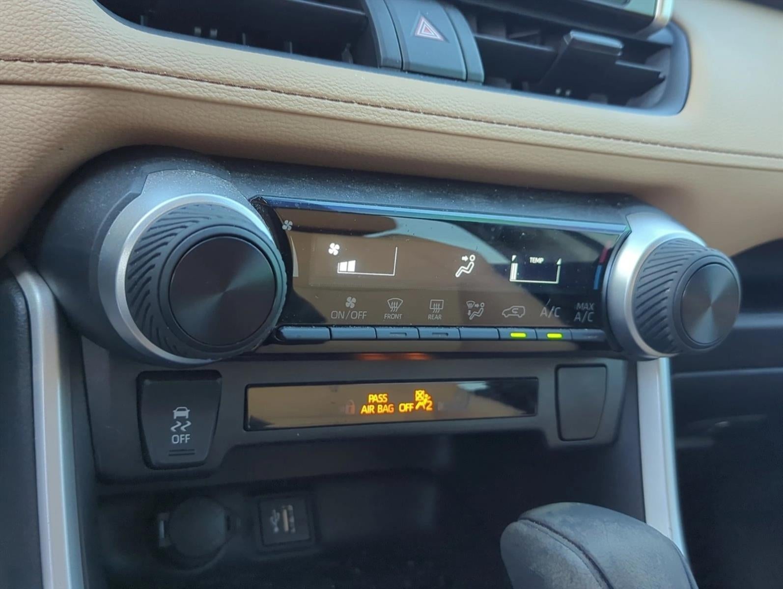 2023 Toyota RAV4 LE FWD (GS)