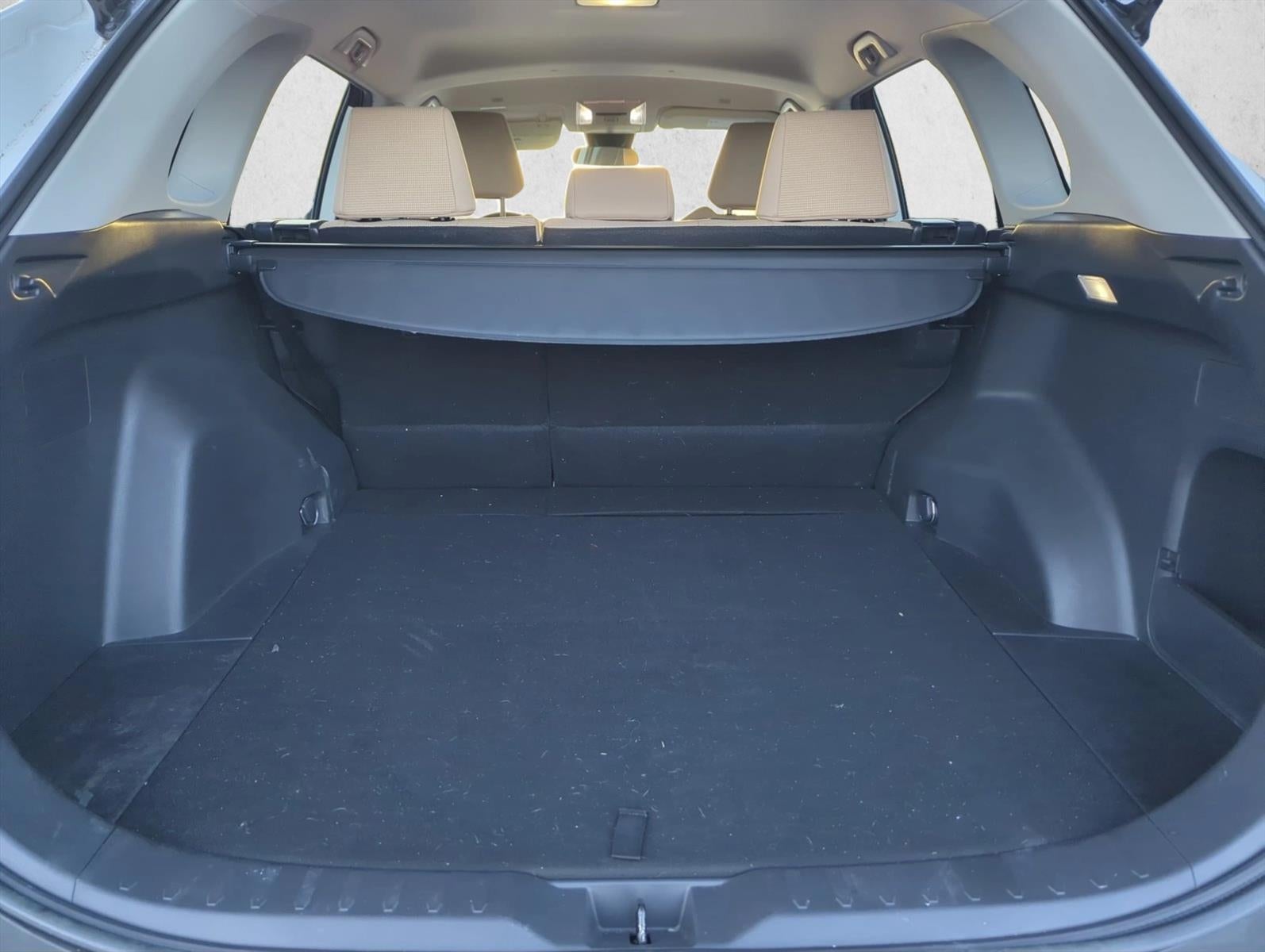 2023 Toyota RAV4 LE FWD (GS)
